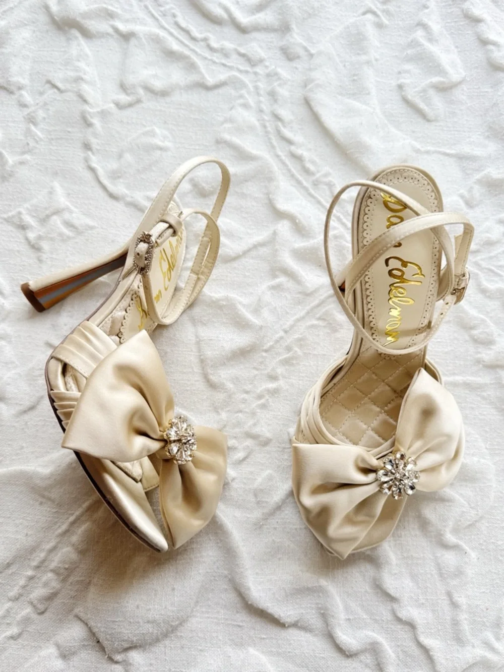 Sam Edelman Ivory Lexi Stiletto Heel
Sandal Size 6 - Picture 2 of 10